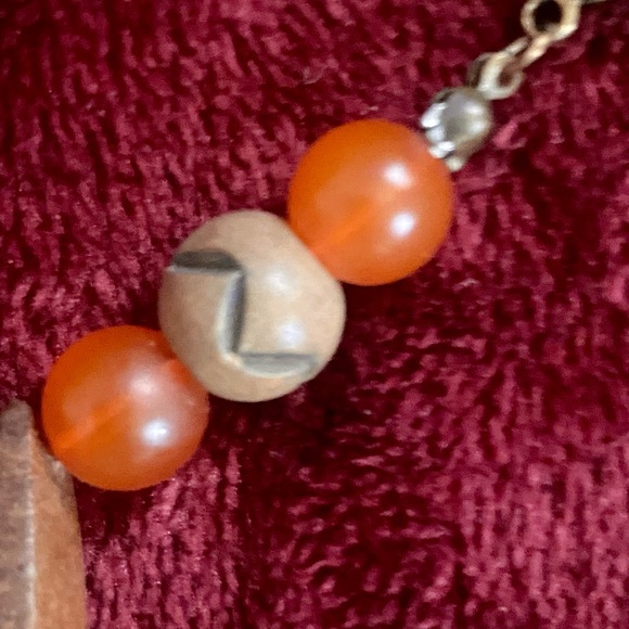 Vintage Wooden Carved Beaded Necklace, CopperTone Pendant Necklace, 2 pr earring - Picture 9 of 13
